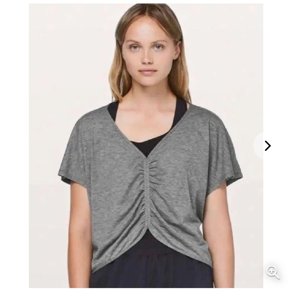 Lululemon Crusie the circuits top